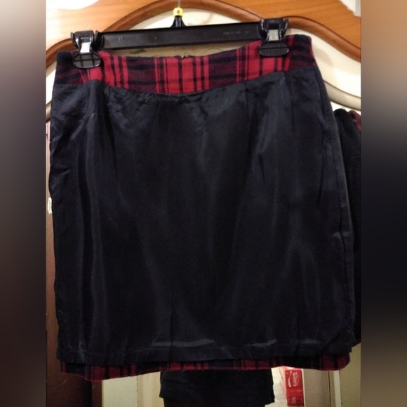 Beautiful Designer "Catholic School Girl" Mini Skirt by Elliot Lauren - size 2 - Picture 6 of 11